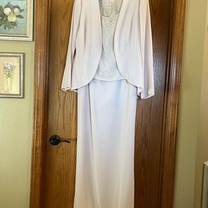 White Long Sleeve Gown for Wedding Guest